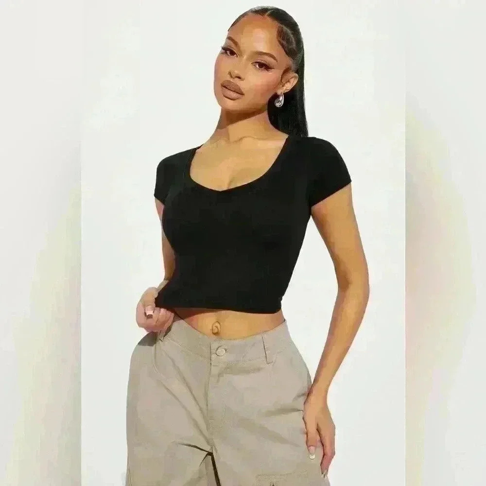 Vanessa V-Neck  Crop Top - Black Large